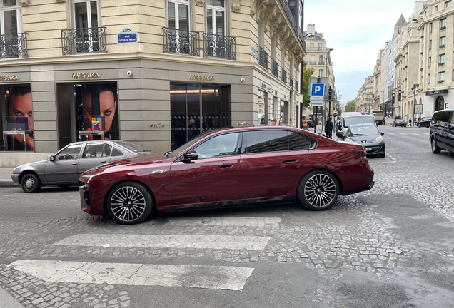 BMW M760Li xDrive 2019