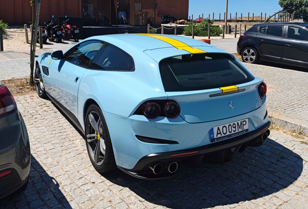 Ferrari GTC4Lusso