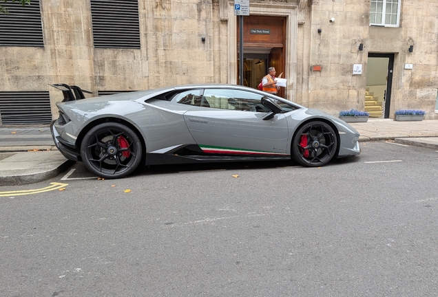 Lamborghini Huracán LP640-4 Performante
