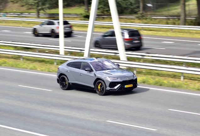 Lamborghini Urus S
