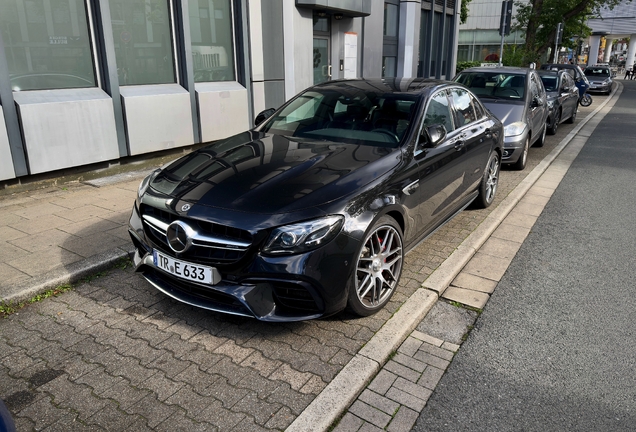 Mercedes-AMG E 63 S W213
