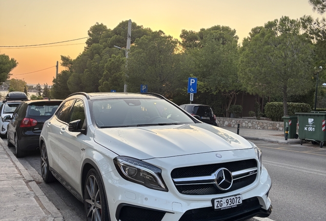 Mercedes-Benz GLA 45 AMG X156