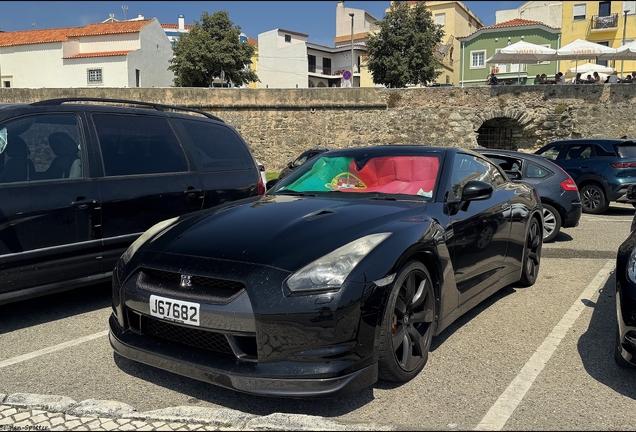 Nissan GT-R