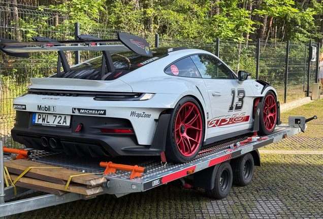Porsche 992 GT3 RS MkI Weissach Package