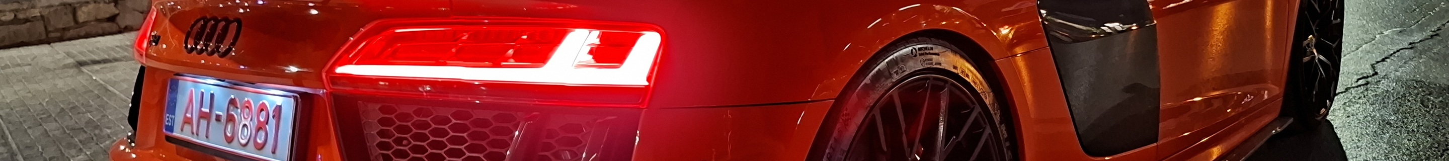 Audi R8 V10 Plus 2015