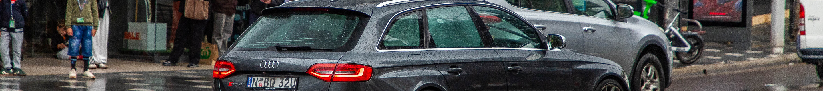 Audi RS4 Avant B8