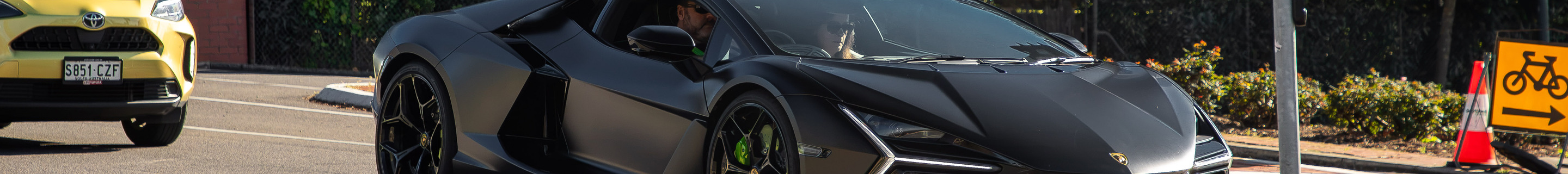 Lamborghini Revuelto