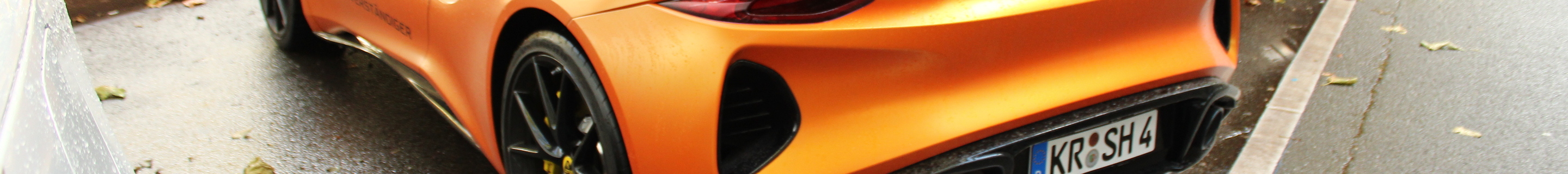Lotus Emira