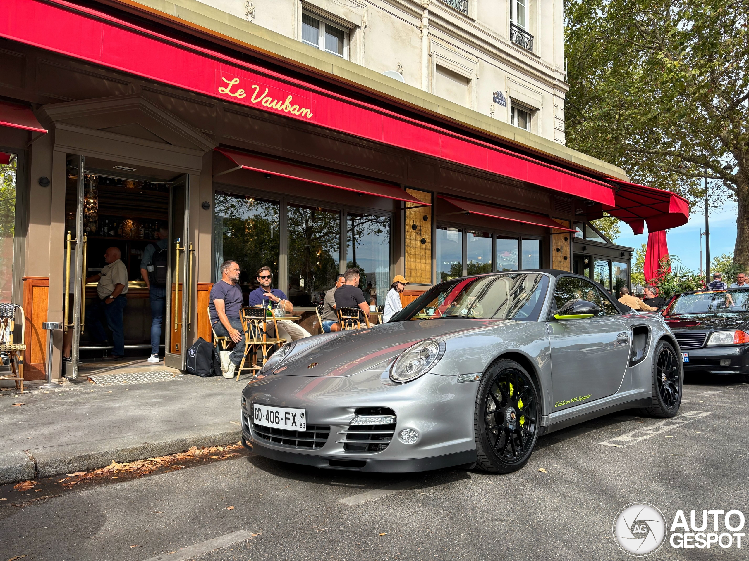 Porsche 997 Turbo S Cabriolet 918 Spyder Edition