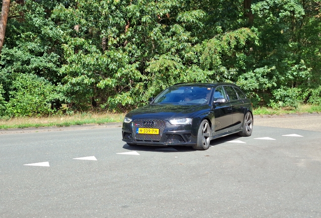Audi RS4 Avant B8