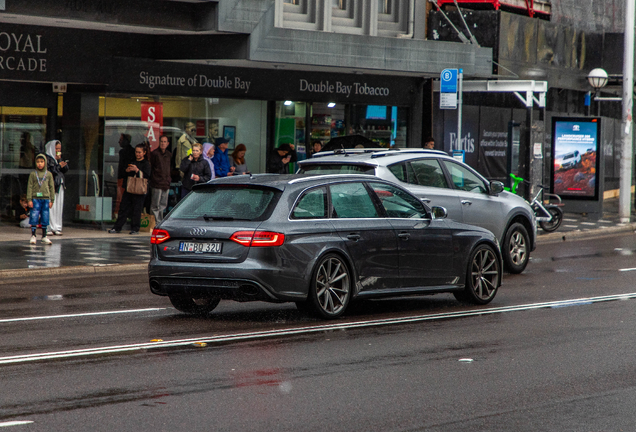 Audi RS4 Avant B8