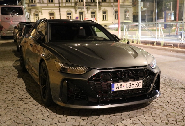 Audi RS6 Avant C8