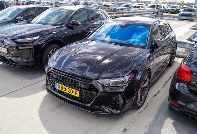 Audi RS6 Avant C8