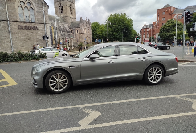 Bentley Flying Spur V8 2021