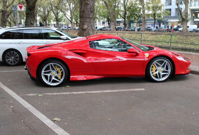 Ferrari F8 Spider