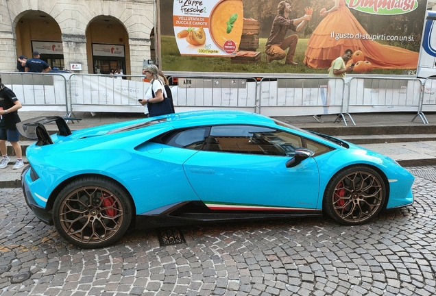Lamborghini Huracán LP640-4 Performante