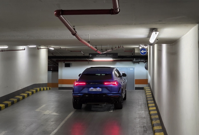Lamborghini Urus S