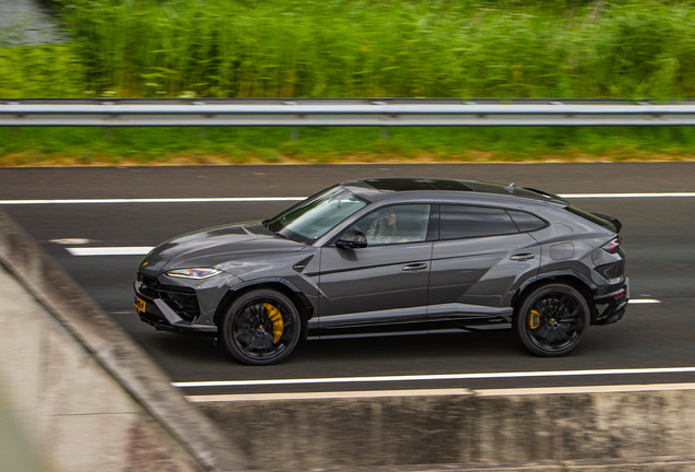 Lamborghini Urus SE