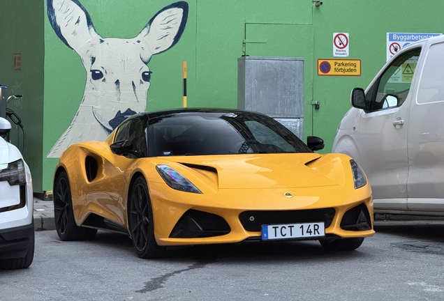 Lotus Emira