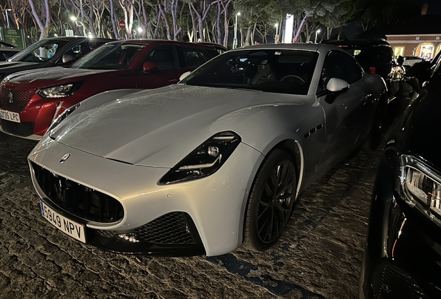 Maserati GranTurismo Modena