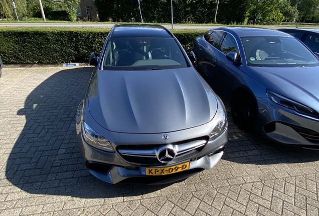 Mercedes-AMG E 63 Estate S213