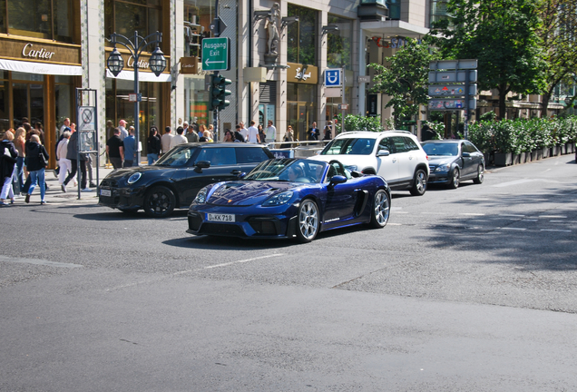 Porsche 718 Spyder RS