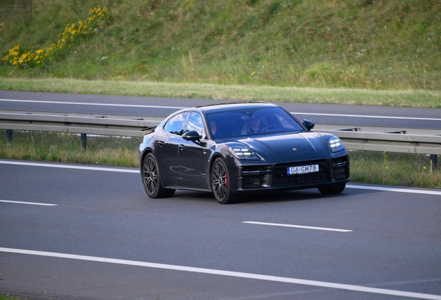 Porsche 972 Panamera GTS MkI