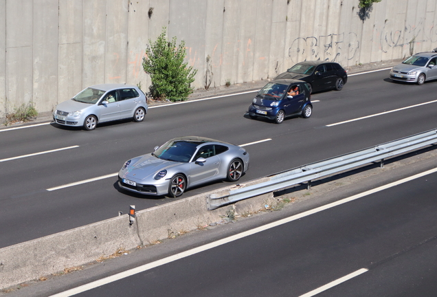 Porsche 992 Carrera 4S MkII