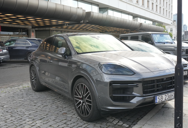 Porsche 9YA Cayenne Turbo E-Hybrid
