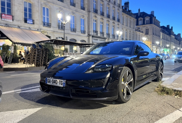 Porsche Taycan Turbo S MkI
