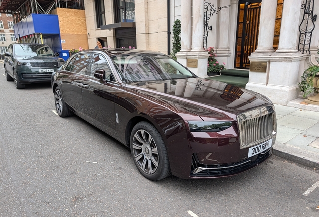 Rolls-Royce Ghost EWB Series II 2025