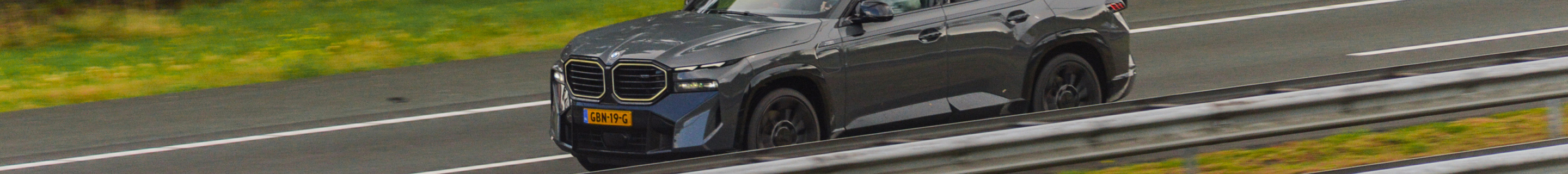 BMW XM G09