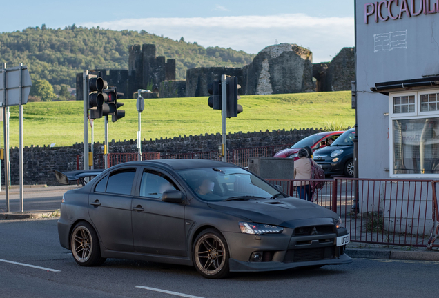 Mitsubishi Lancer Evolution X GSR FQ-300