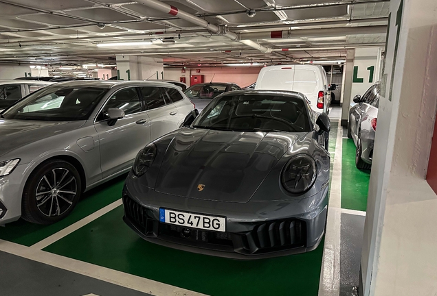 Porsche 992 Carrera 4 GTS MkII