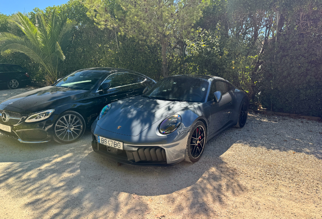 Porsche 992 Carrera 4 GTS MkII