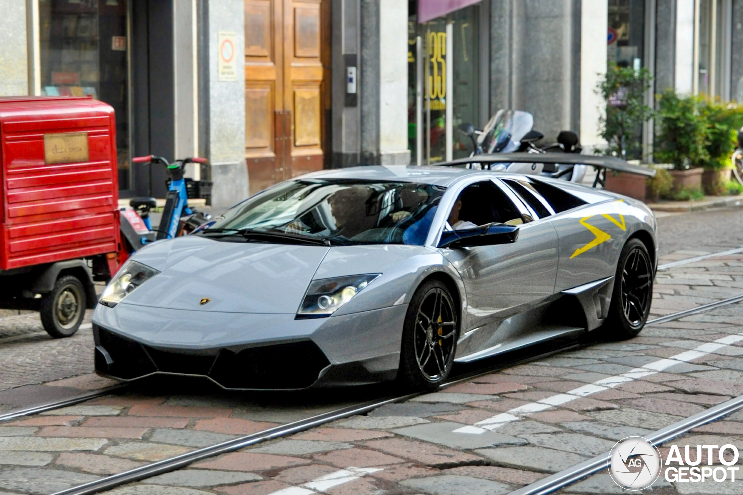 Lamborghini Murciélago LP670-4 SuperVeloce