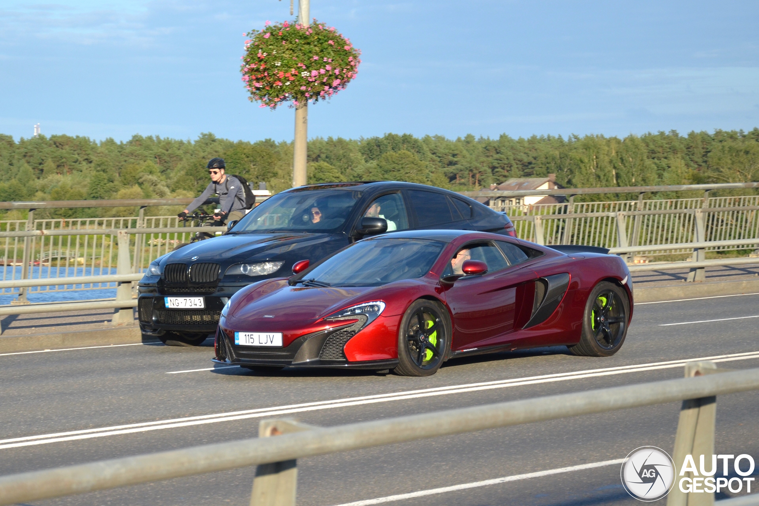 McLaren 650S