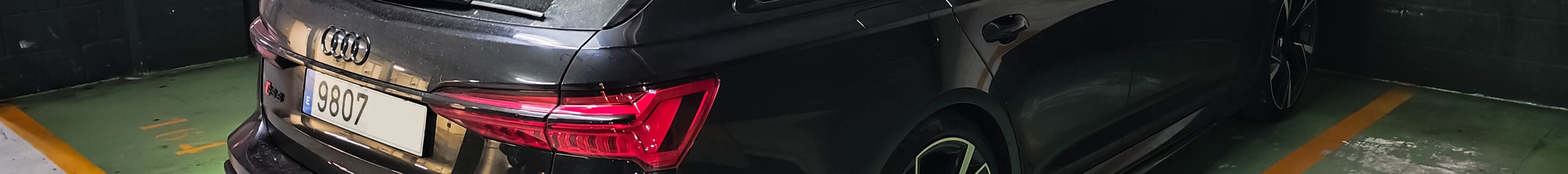 Audi RS6 Avant C8