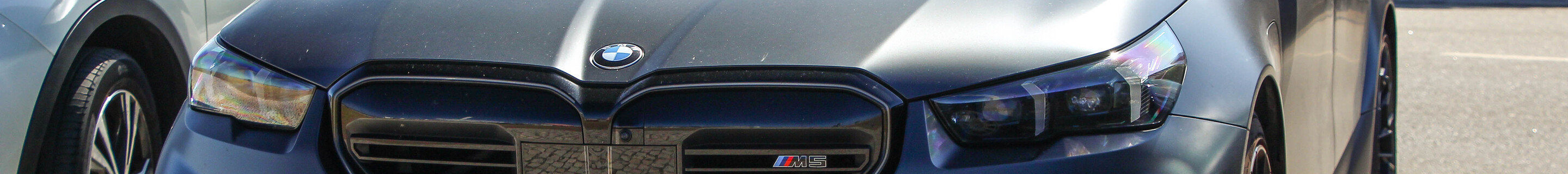 BMW M5 G90