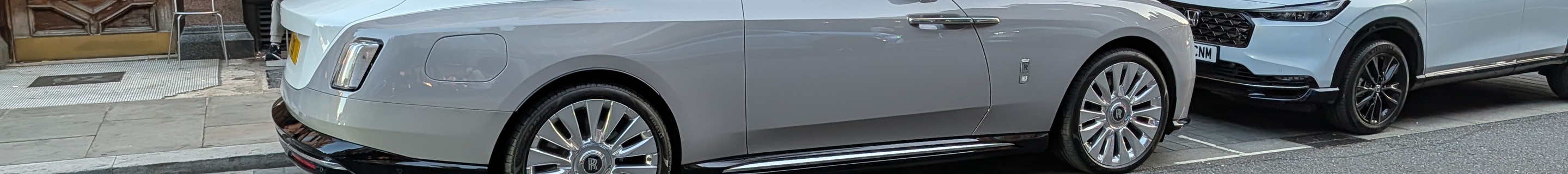 Rolls-Royce Spectre