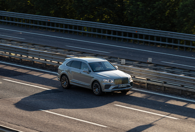 Bentley Bentayga Azure 2024