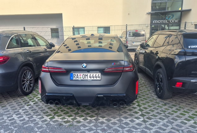 BMW M5 G90