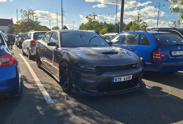 Dodge Charger SRT Hellcat