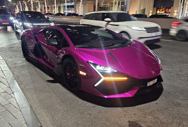 Lamborghini Revuelto