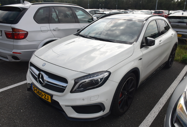 Mercedes-AMG GLA 45 X156