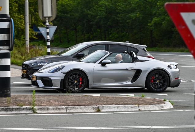 Porsche 718 Spyder