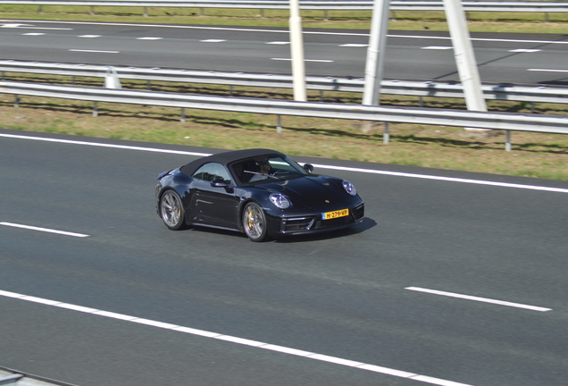 Porsche 992 Carrera 4S Cabriolet MkI