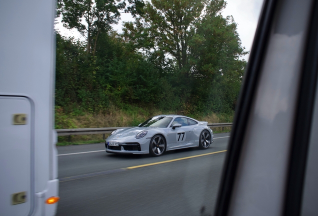 Porsche 992 Sport Classic