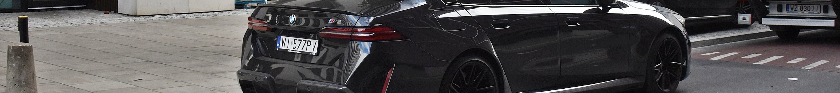 BMW M5 G90