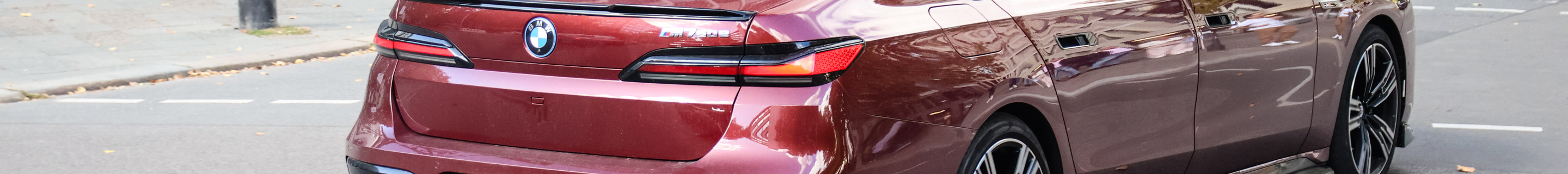 BMW M760e xDrive